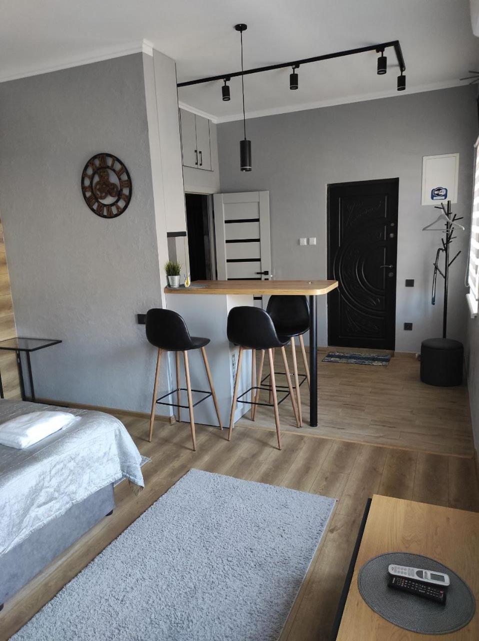 Apart Club Tolstogo Černivci Esterno foto