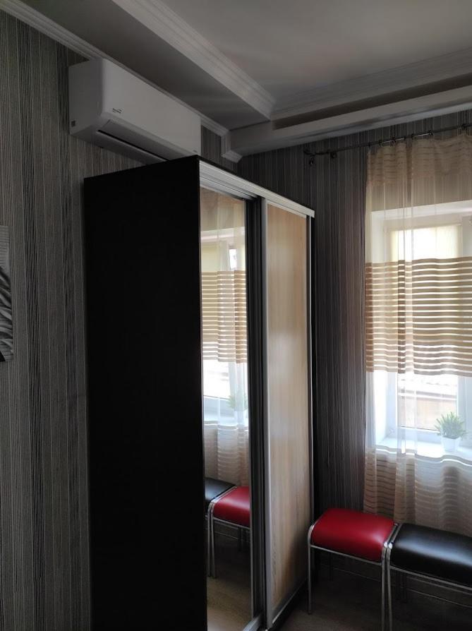 Apart Club Tolstogo Černivci Esterno foto